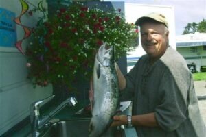 RV Fish Cutting Station in Long Beach, WA
